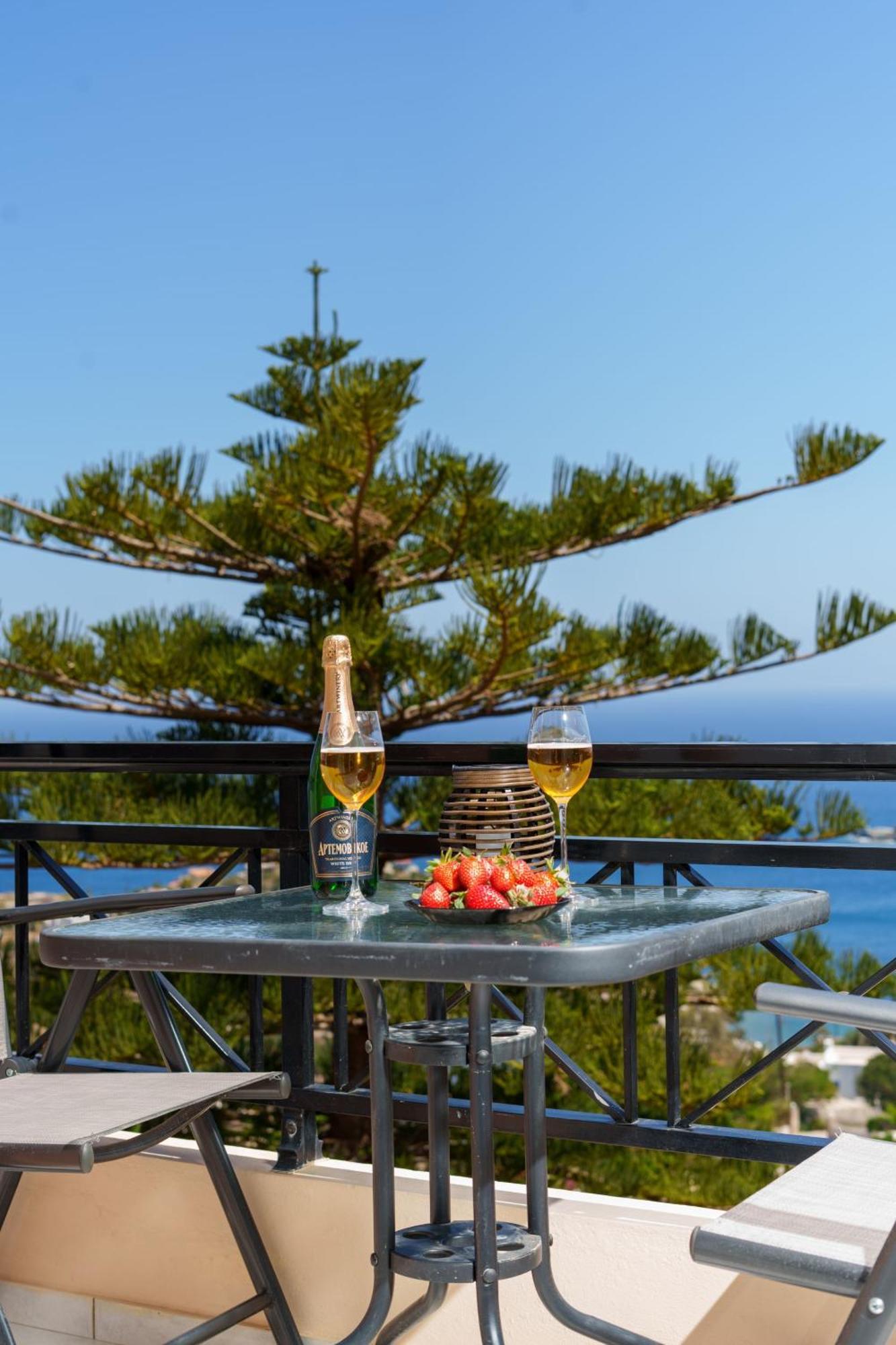 Fnk Apartments With Sea View Agia Pelagia Exteriör bild